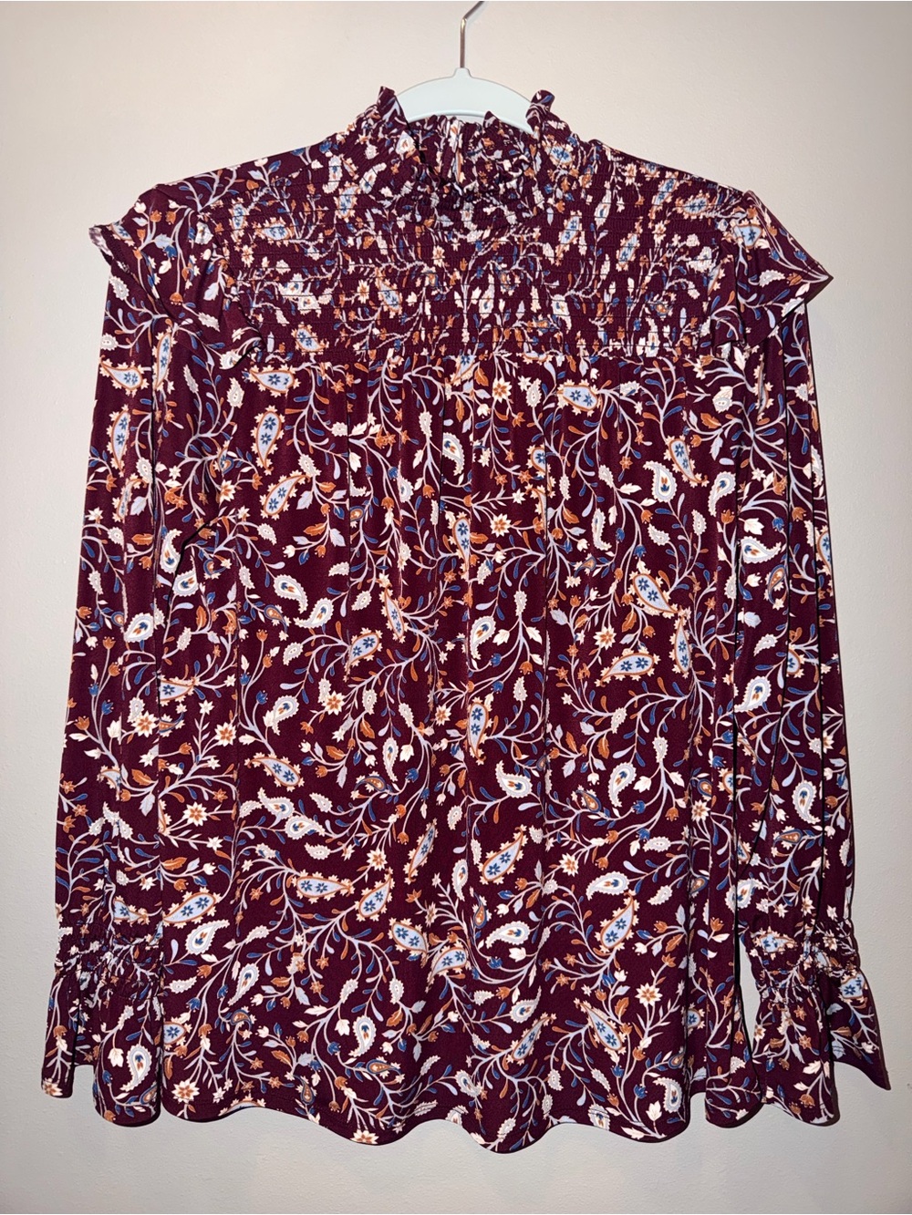 C’est 1946 (Cato) Smocked Ruffle-Neck Floral Blouse size Small dark academia